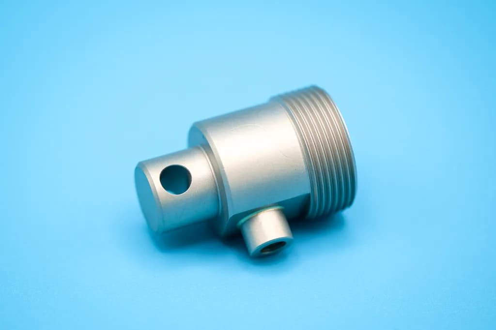 Adapter-Fuß für HT-Reaktor (Flash HT / EA-IRMS)